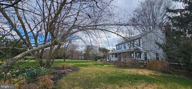 6 INDIAN POINT RD, Stafford, VA 22554