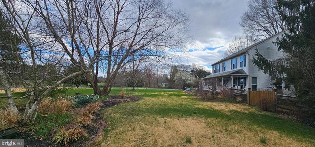 6 INDIAN POINT RD, Stafford, VA 22554