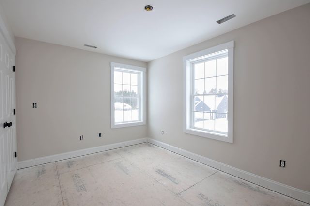 67 Bailey Drive, Rochester, NH 03868