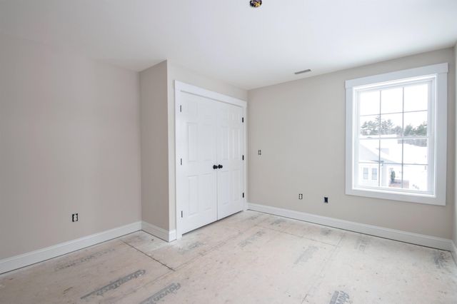 67 Bailey Drive, Rochester, NH 03868