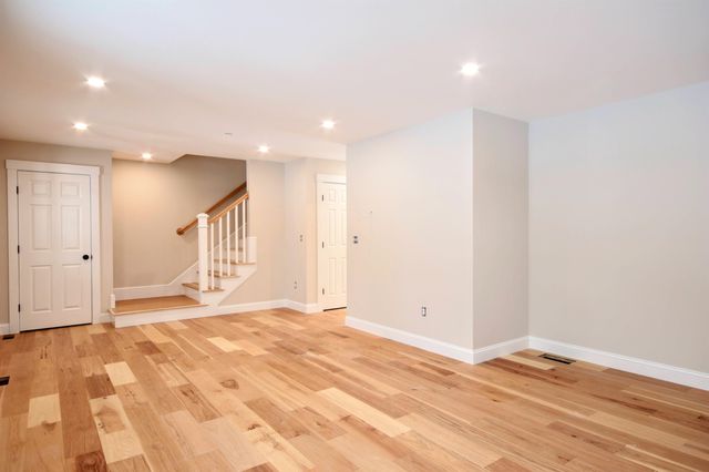 67 Bailey Drive, Rochester, NH 03868