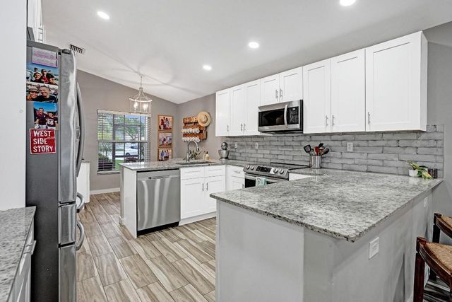 6332 Barton Creek Circle, Lake Worth, FL 33463