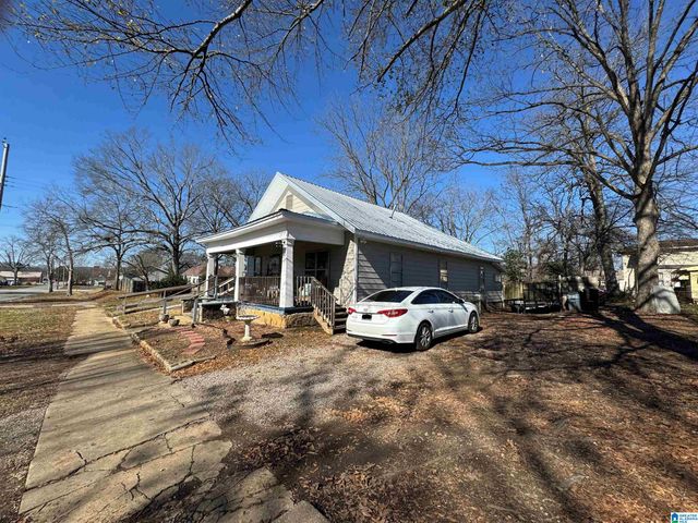 611 N 16TH STREET N, Bessemer, AL 35020