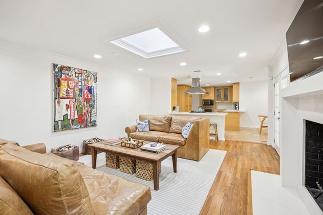 4035 Alta Vista Lane, Dallas, TX 75229