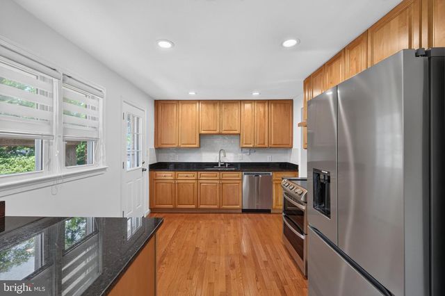 6824 FELIX ST, Mclean, VA 22101