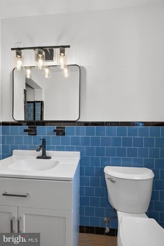 6824 FELIX ST, Mclean, VA 22101