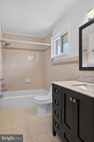 6824 FELIX ST, Mclean, VA 22101