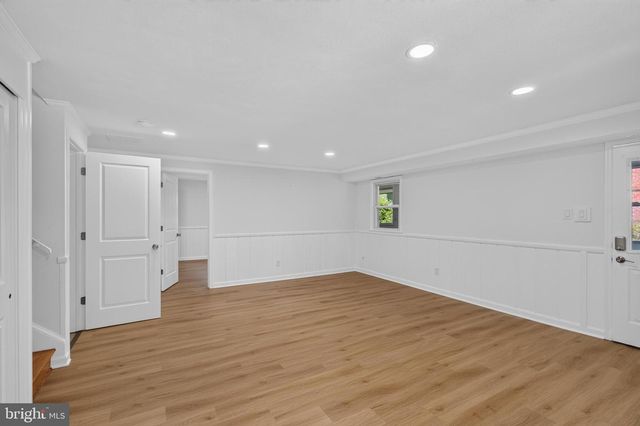 6824 FELIX ST, Mclean, VA 22101