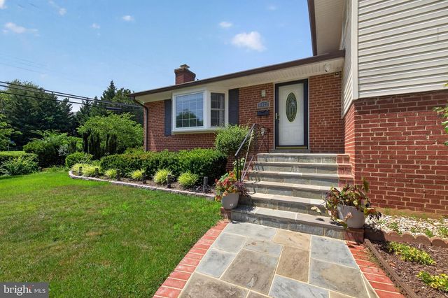 6824 FELIX ST, Mclean, VA 22101