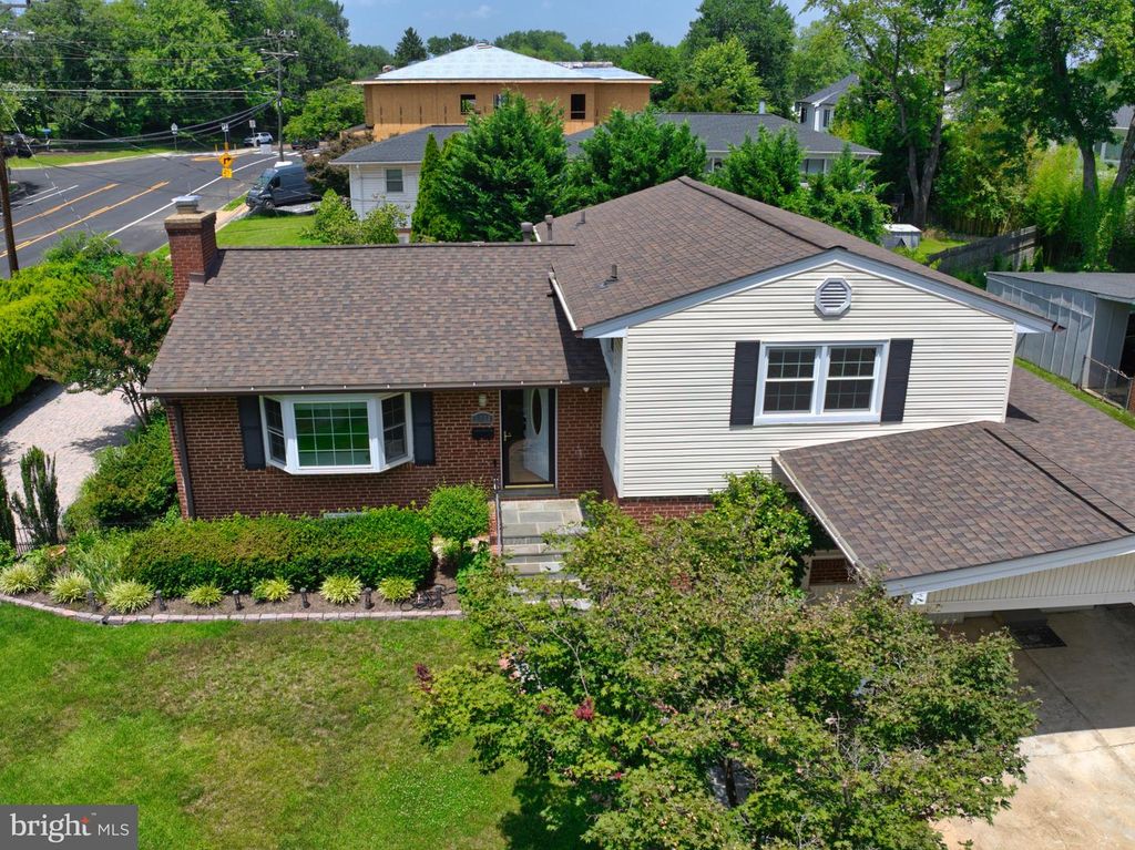 6824 FELIX ST, Mclean, VA 22101