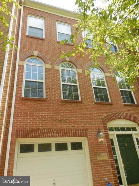 13599 FLYING SQUIRREL DR, Herndon, VA 20171