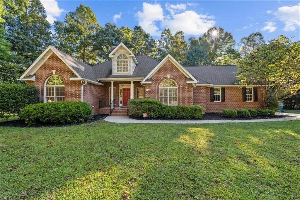 5513 Stonebridge Road, Pleasant Garden, NC 27313