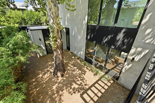 3004 Fontana DR, Austin, TX 78704