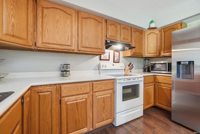 11933 Eagle Creek Place, Fort Wayne, IN 46814