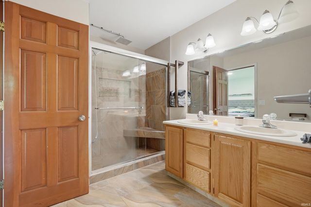 11933 Eagle Creek Place, Fort Wayne, IN 46814