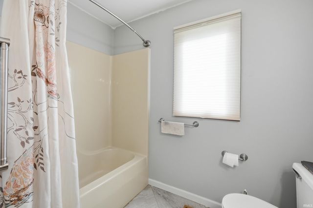 11933 Eagle Creek Place, Fort Wayne, IN 46814