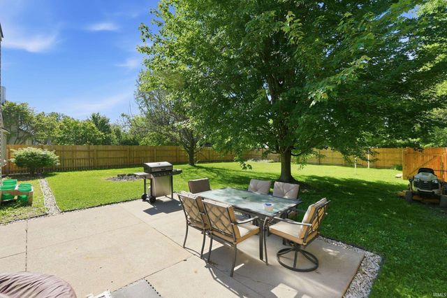 11933 Eagle Creek Place, Fort Wayne, IN 46814