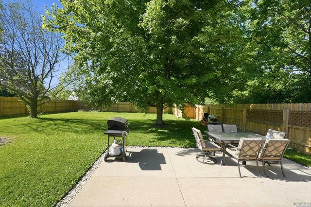11933 Eagle Creek Place, Fort Wayne, IN 46814