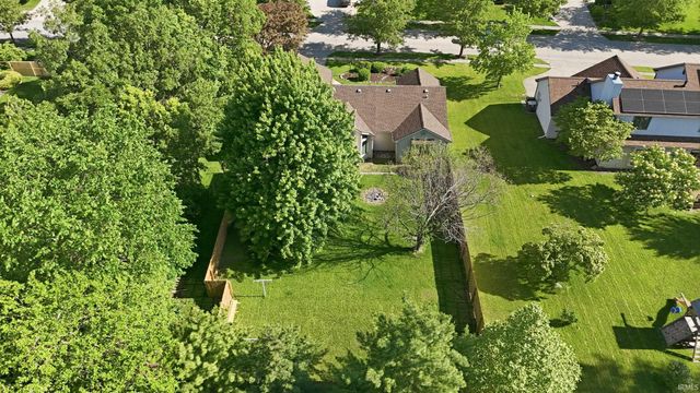 11933 Eagle Creek Place, Fort Wayne, IN 46814