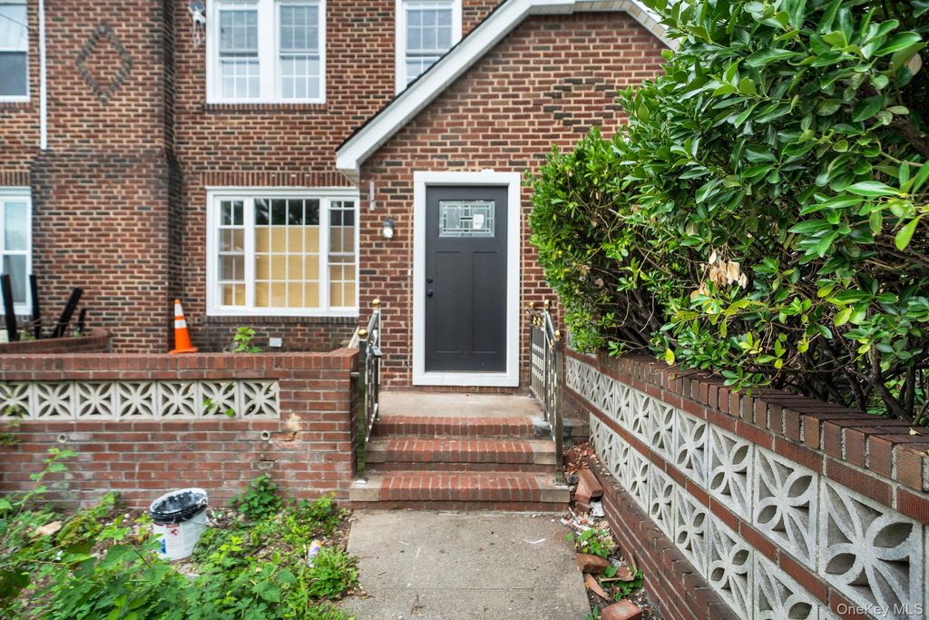 21933 Edgewood Avenue, Laurelton, NY 11413 — photo 3