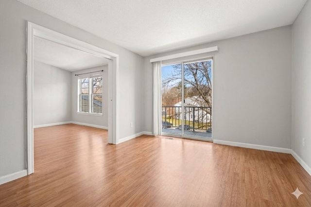 5 Thoreau Court 21, Natick, MA 01760