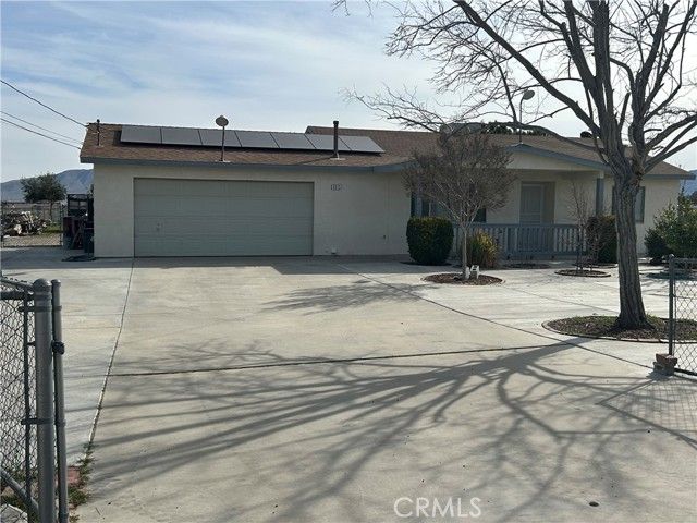 8915 3rd Avenue, Hesperia, CA 92345