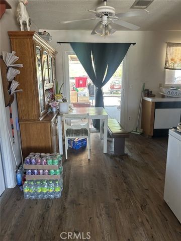 8915 3rd Avenue, Hesperia, CA 92345