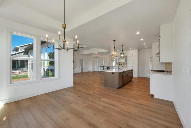 137 BECKERAE COURT, Wrightstown, WI 54180