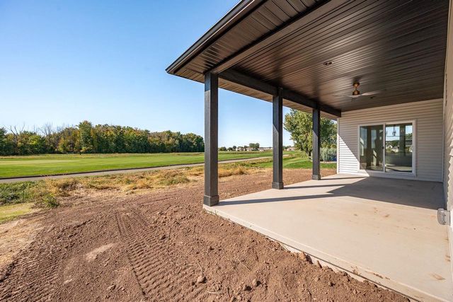 137 BECKERAE COURT, Wrightstown, WI 54180
