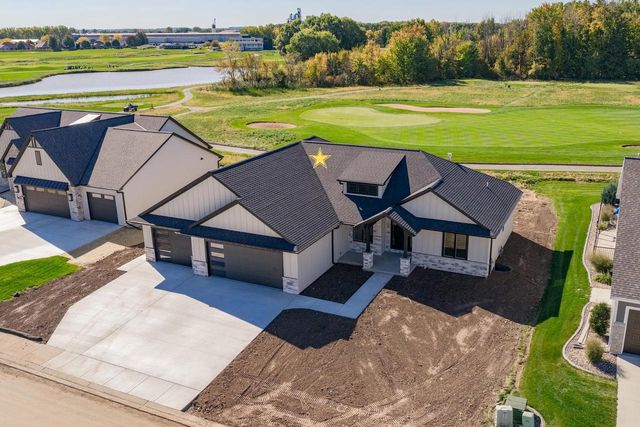 137 BECKERAE COURT, Wrightstown, WI 54180