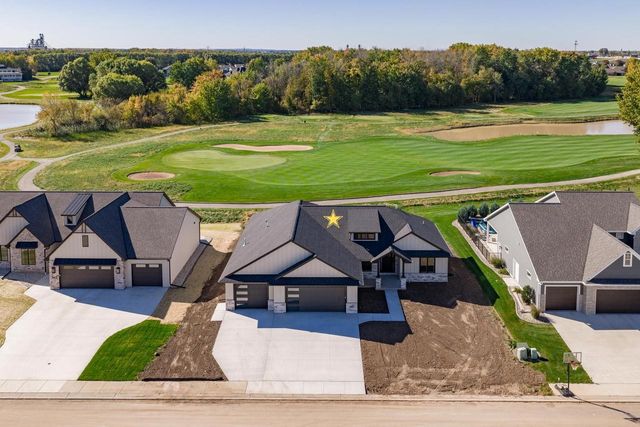 137 BECKERAE COURT, Wrightstown, WI 54180