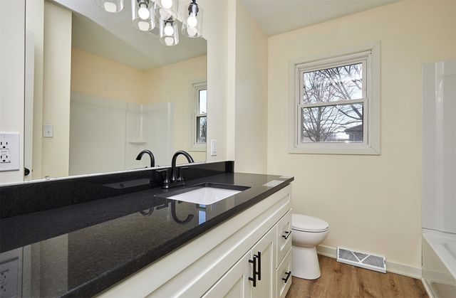 302 NE 5th Street, Ankeny, IA 50021