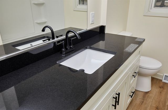 302 NE 5th Street, Ankeny, IA 50021