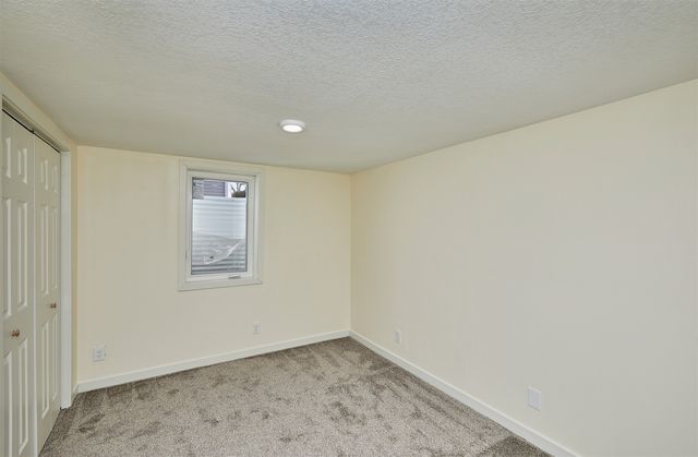 302 NE 5th Street, Ankeny, IA 50021