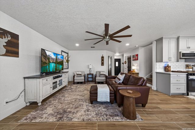 117 Gatewood Bay, Cibolo, TX 78108