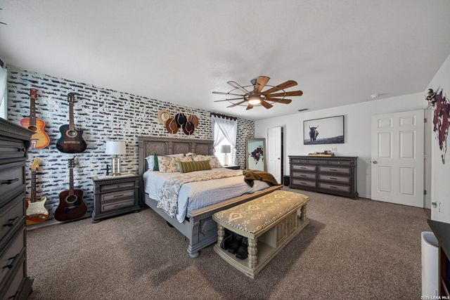 117 Gatewood Bay, Cibolo, TX 78108