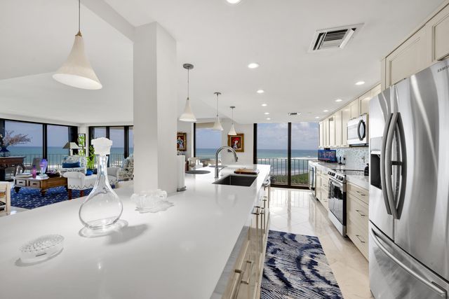 3400 S Ocean Boulevard 3eii, Palm Beach, FL 33480