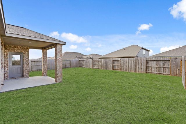 2601 Village Azalea Drive, Texas City, TX 77568