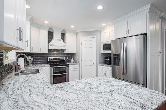 104 Pheasant Run, Nicholasville, KY 40356