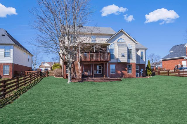 104 Pheasant Run, Nicholasville, KY 40356