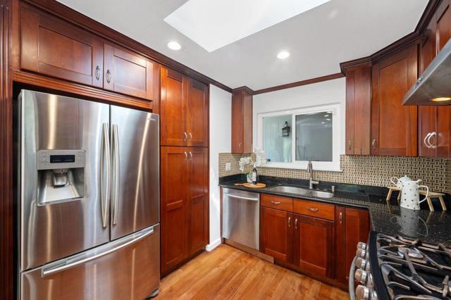 1096 Del Cambre Drive, San Jose, CA 95129