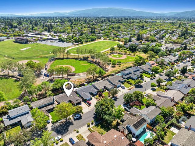 1096 Del Cambre Drive, San Jose, CA 95129