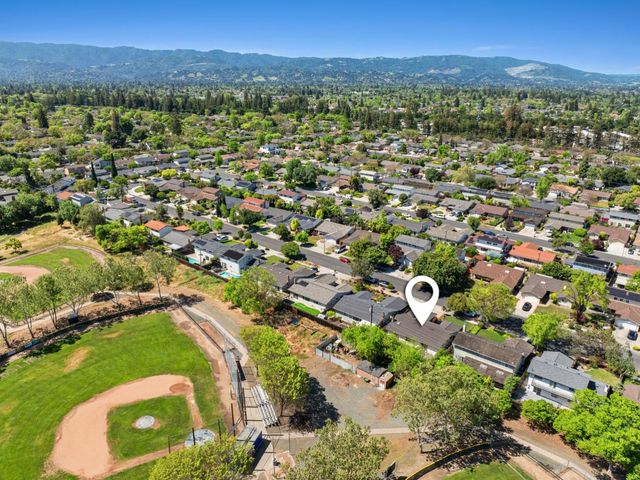 1096 Del Cambre Drive, San Jose, CA 95129