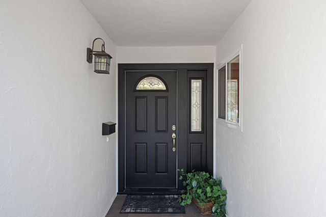 1096 Del Cambre Drive, San Jose, CA 95129