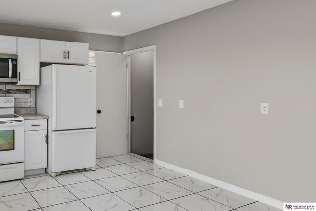 6325 N 31st Avenue, Omaha, NE 68111