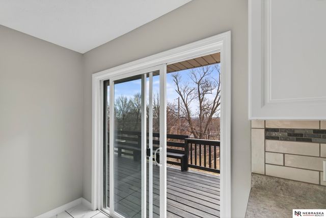 6325 N 31st Avenue, Omaha, NE 68111