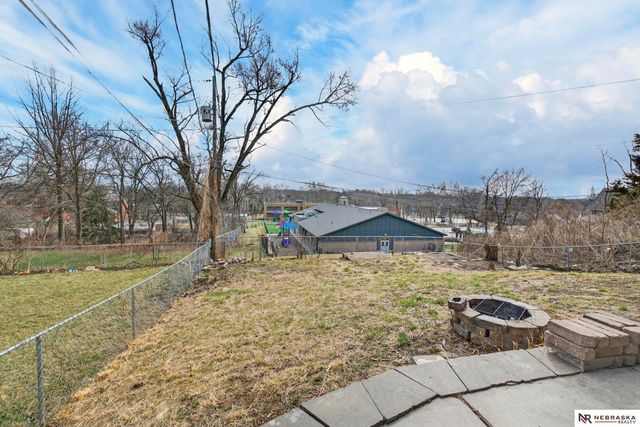 6325 N 31st Avenue, Omaha, NE 68111