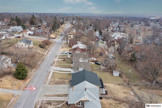 6325 N 31st Avenue, Omaha, NE 68111