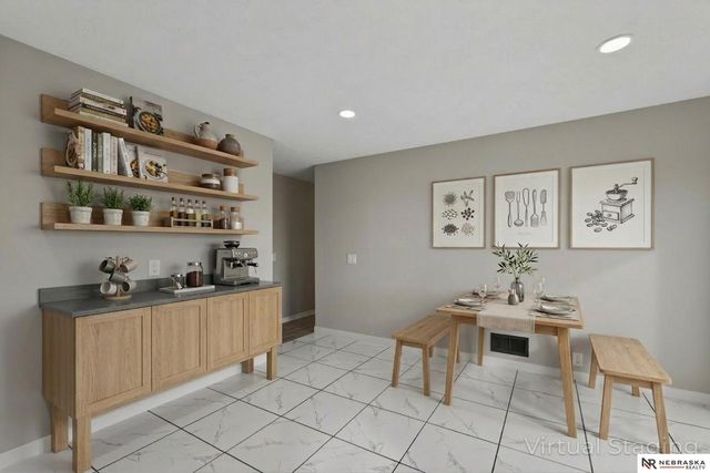 6325 N 31st Avenue, Omaha, NE 68111