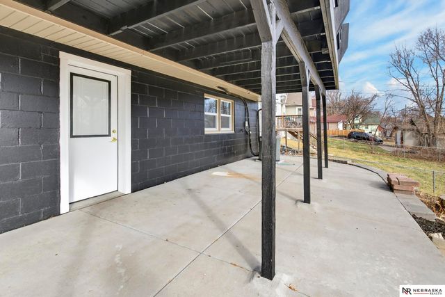 6325 N 31st Avenue, Omaha, NE 68111